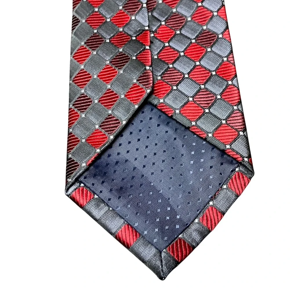 Pierre Cardin Necktie Mens OS Red Grey Diamond Geometric Tie Chain